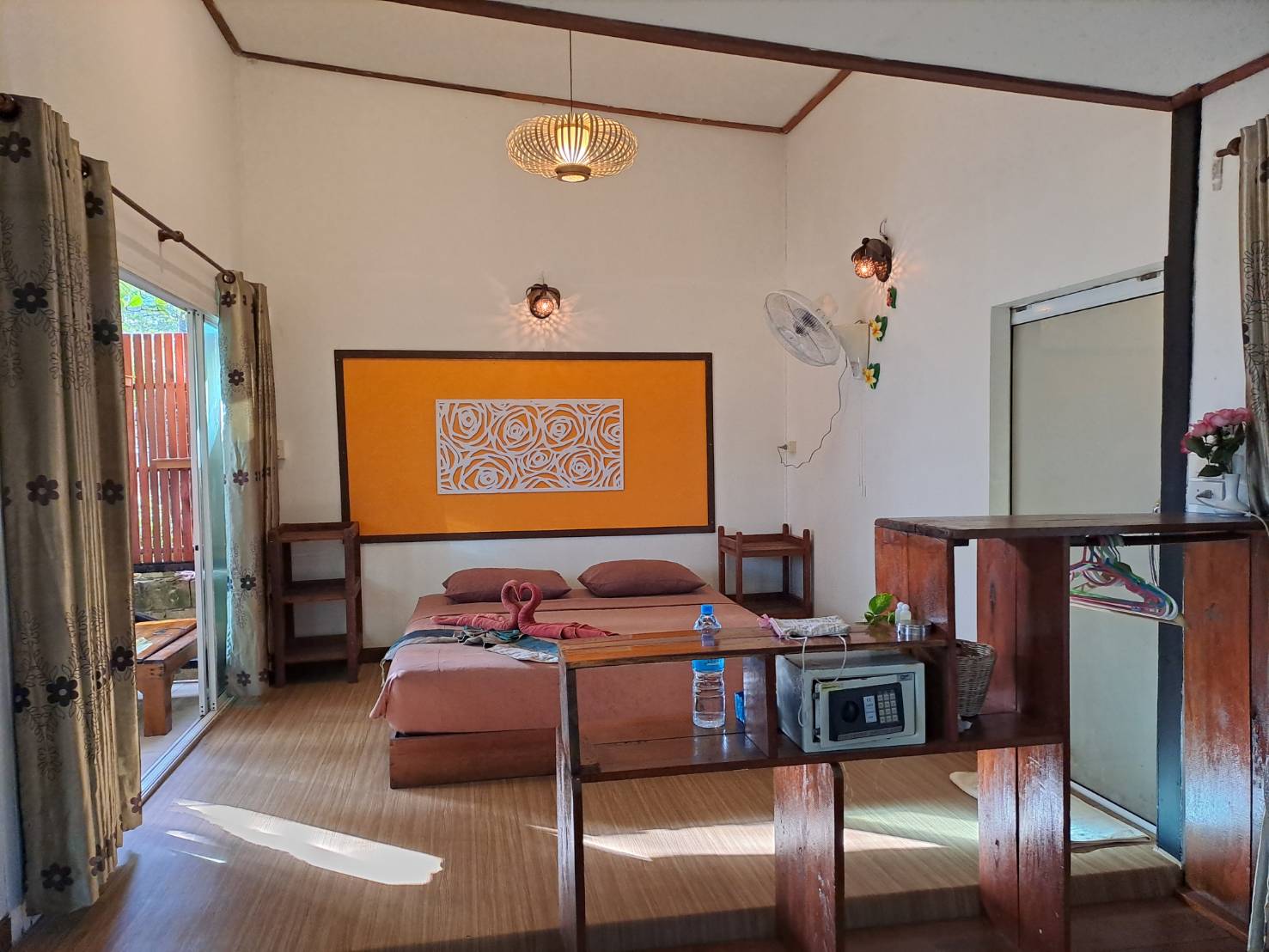 Deluxe Bungalow